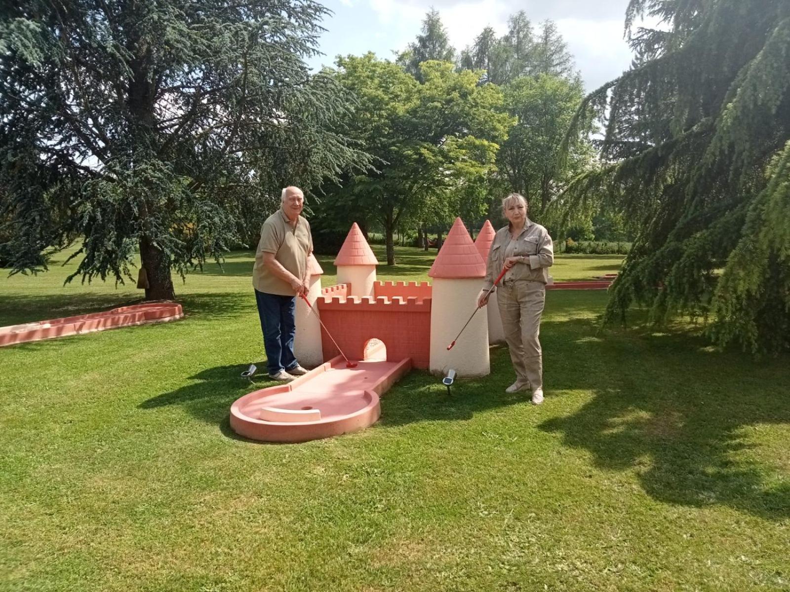 A l'Orée du Parc Saint-Priest-des-Champs Esterno foto